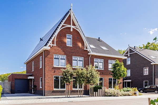 Property photo - Heuvelstee 46, 3281MS Numansdorp